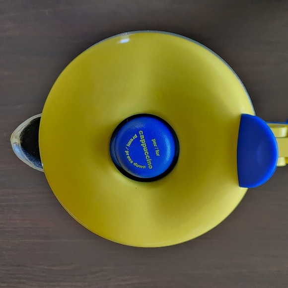 Bialetti Mukka Express Tweety Bird  Stovetop Cappuccino Maker - LE - Picture 4 of 14